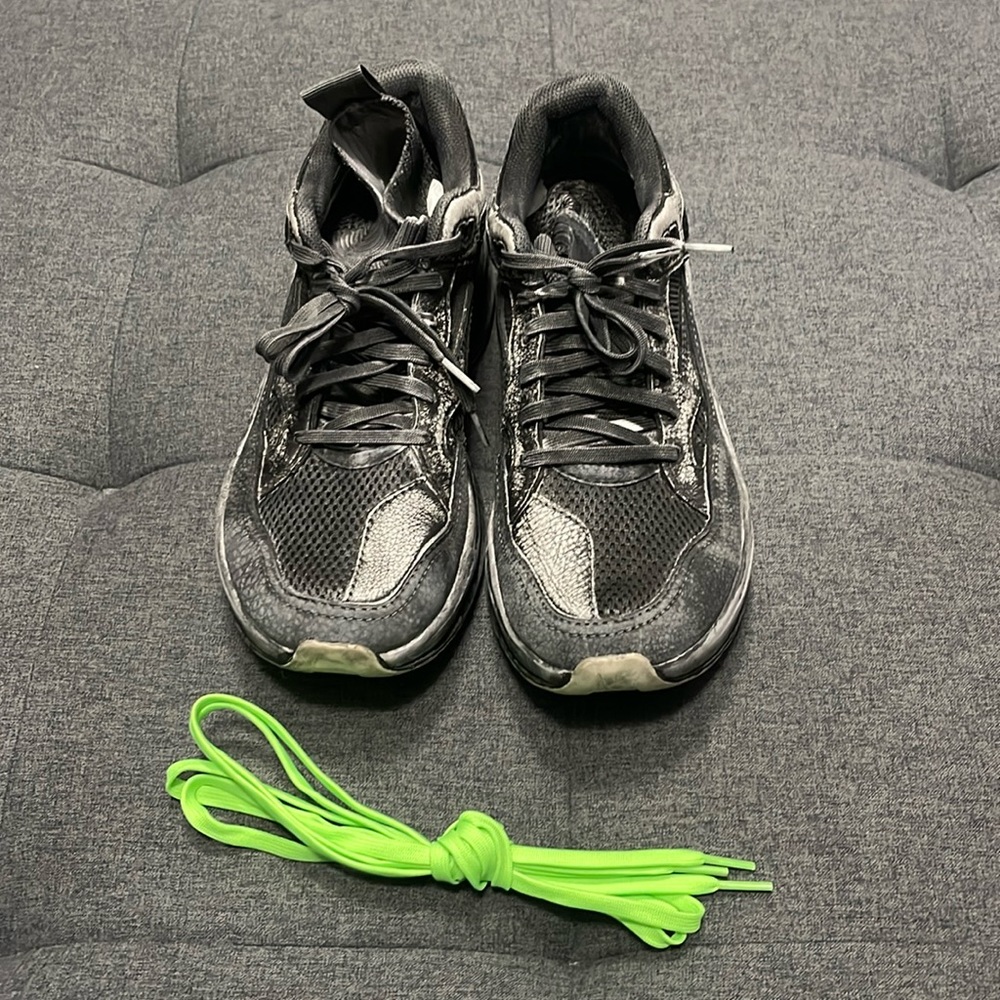 Brandblack sneakers size 9 men’s